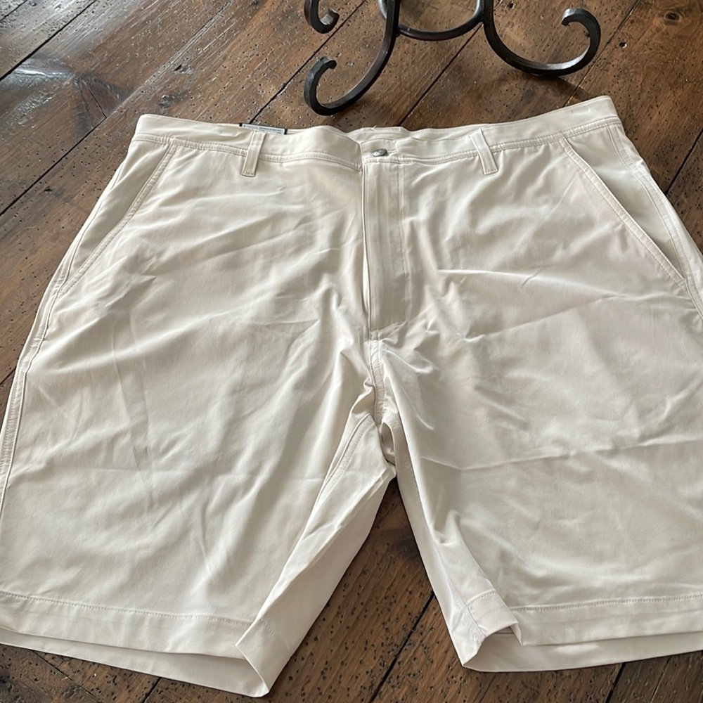 Footjoy lightweight shorts
